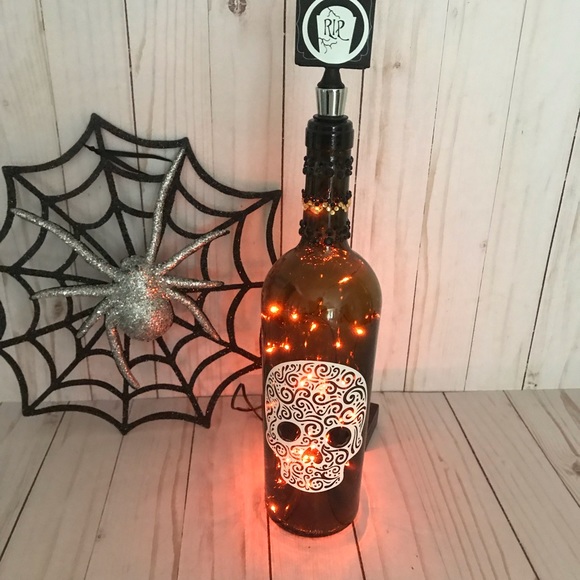Halloween Decor. Lighted bottle. Hand Made NWT - Picture 8 of 8